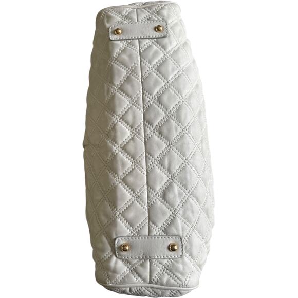 Marc Jacobs Original 2008 Stam Bag – Cream Quilted Leather w/ Gold Hardware - Picture 11 of 16